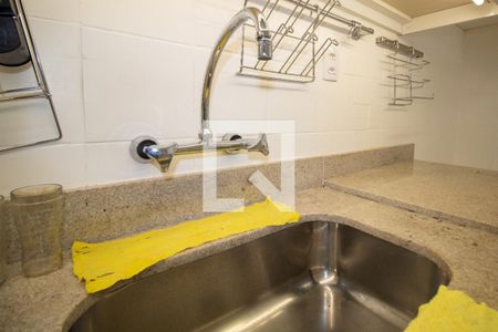 Apartamento para alugar com 100m², 3 quartos e 1 vagaCozinha - torneira da pia