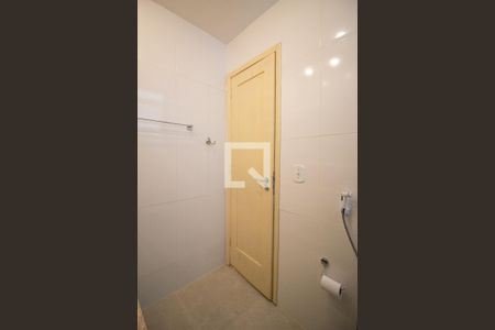 Apartamento para alugar com 100m², 3 quartos e 1 vagaBanheiro da Suíte - porta