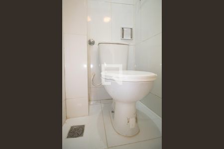 Apartamento para alugar com 100m², 3 quartos e 1 vagaBanheiro da Área de serviço - vaso