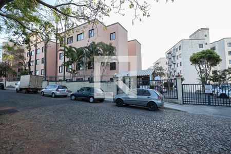 Apartamento para alugar com 77m², 3 quartos e 1 vagaFachada do condomínio