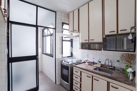 Apartamento para alugar com 77m², 3 quartos e 1 vagaCozinha 