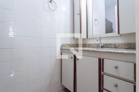 Apartamento para alugar com 77m², 3 quartos e 1 vagaBanheiro social 