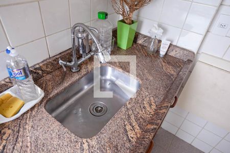 Apartamento para alugar com 77m², 3 quartos e 1 vagaCozinha 