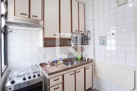 Apartamento para alugar com 77m², 3 quartos e 1 vagaCozinha 