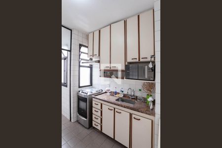 Apartamento para alugar com 77m², 3 quartos e 1 vagaCozinha 