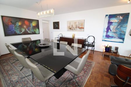 Apartamento à venda com 300m², 4 quartos e 3 vagasDetalhe Sala