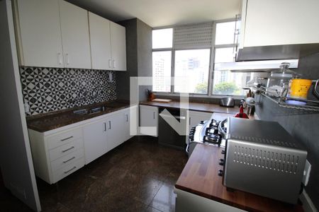 Apartamento à venda com 300m², 4 quartos e 3 vagasCozinha