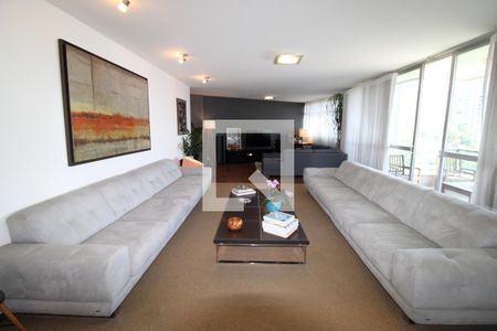 Apartamento à venda com 300m², 4 quartos e 3 vagasSala