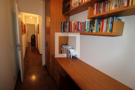 Apartamento à venda com 300m², 4 quartos e 3 vagasEscritório