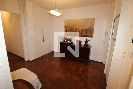 Apartamento à venda com 300m², 4 quartos e 3 vagasHall