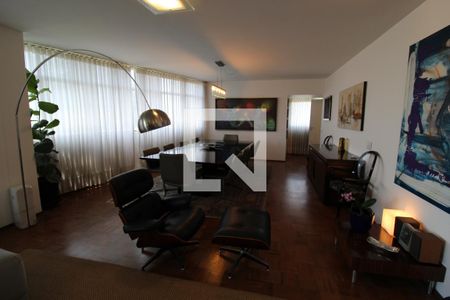 Apartamento à venda com 300m², 4 quartos e 3 vagasSala