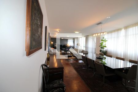 Apartamento à venda com 300m², 4 quartos e 3 vagasDetalhe Sala