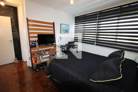 Apartamento à venda com 300m², 4 quartos e 3 vagasSuíte 2