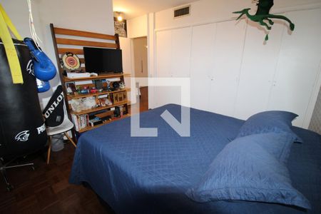 Apartamento à venda com 300m², 4 quartos e 3 vagasSuíte 1