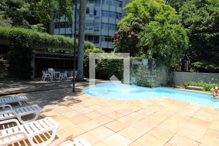 Apartamento à venda com 300m², 4 quartos e 3 vagasÁrea comum - Churrasqueira