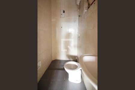 Banheiro 1 de casa para alugar com 2 quartos, 70m² em Baeta Neves, São Bernardo do Campo