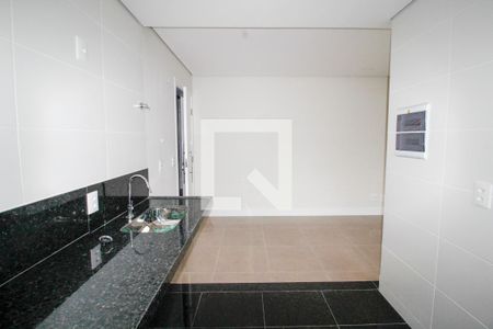 Cozinha de apartamento à venda com 1 quarto, 47m² em Buritis, Belo Horizonte