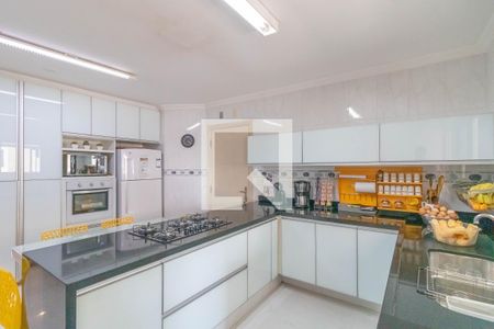 Apartamento à venda com 270m², 4 quartos e 3 vagasCozinha