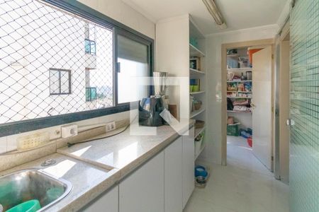 Apartamento à venda com 270m², 4 quartos e 3 vagasLavanderia