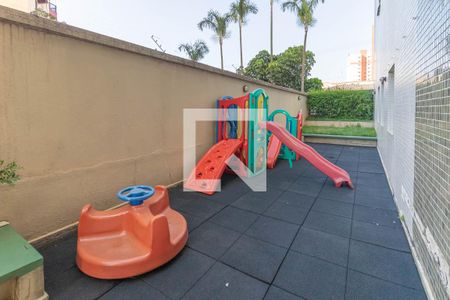 Apartamento à venda com 270m², 4 quartos e 3 vagasÁrea comum - Playground