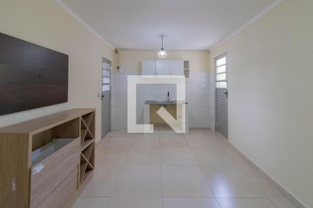 Sala / Cozinha de kitnet/studio para alugar com 1 quarto, 25m² em Vila Monteiro Lobato, Guarulhos