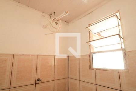 Banheiro de casa para alugar com 1 quarto, 35m² em Vila Guaca, São Paulo