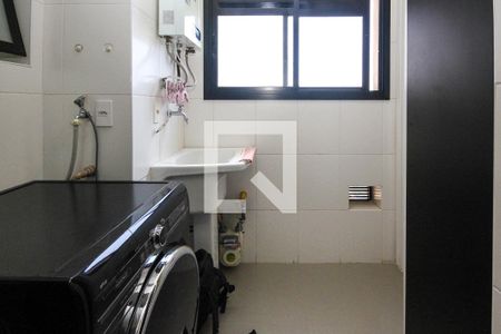Apartamento à venda com 83m², 2 quartos e 2 vagasÁrea de Serviço