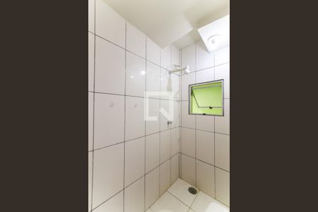 Banheiro de casa para alugar com 1 quarto, 50m² em Jardim Monte Alegre, Taboão da Serra