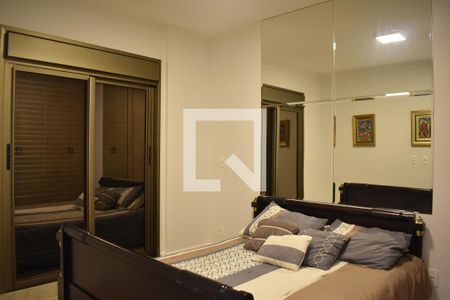Suíte de apartamento para alugar com 1 quarto, 212m² em Batel, Curitiba