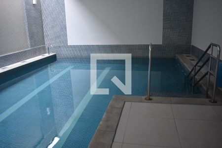 Apartamento para alugar com 212m², 1 quarto e 1 vagaÁrea comum - Piscina