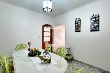 Casa para alugar com 278m², 3 quartos e 6 vagasCopa