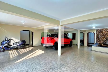 Casa para alugar com 278m², 3 quartos e 6 vagasGaragem