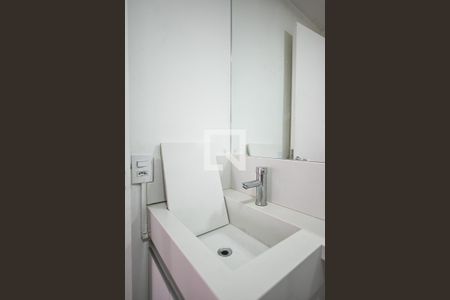 Apartamento para alugar com 42m², 2 quartos e sem vaga Apartamento para alugar com 42m², 2 quartos e sem vagaBanheiro