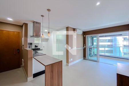 Sala de apartamento para alugar com 1 quarto, 55m² em Vila Regente Feijó, São Paulo