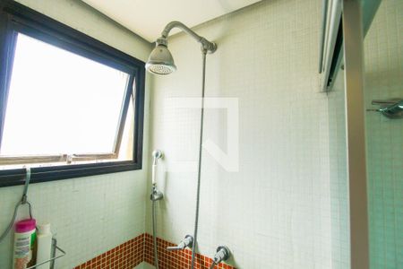 Banheiro de apartamento à venda com 2 quartos, 68m² em Vila Carrao, São Paulo