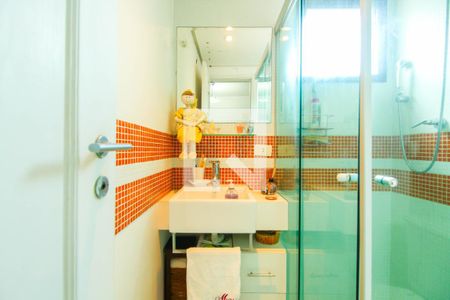 Banheiro de apartamento para alugar com 2 quartos, 68m² em Vila Carrao, São Paulo