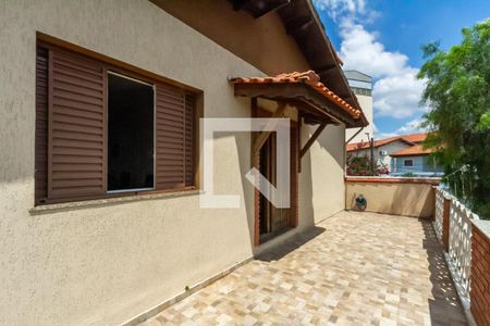 Casa à venda com 240m², 3 quartos e 4 vagasVaranda do Escritório