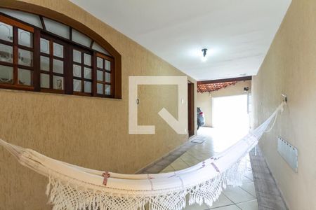 Casa à venda com 240m², 3 quartos e 4 vagasGaragem