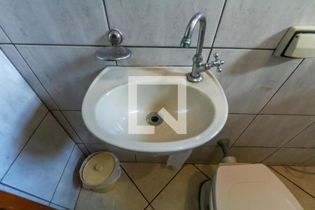 Casa à venda com 240m², 3 quartos e 4 vagasBanheiro de Serviço