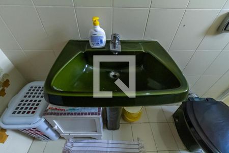 Casa à venda com 240m², 3 quartos e 4 vagasBanheiro da Suíte