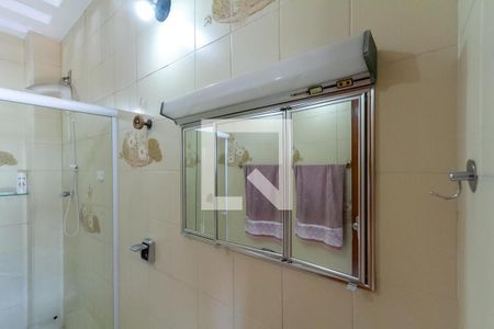 Casa à venda com 240m², 3 quartos e 4 vagasBanheiro Social