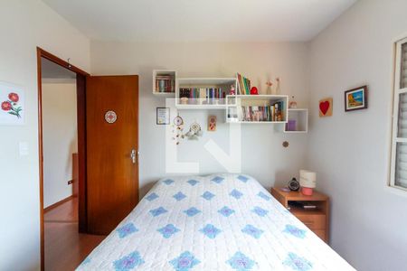 Casa à venda com 240m², 3 quartos e 4 vagasQuarto 2