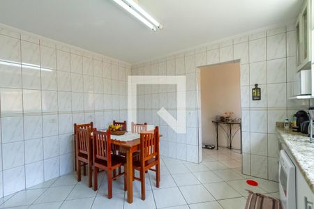 Casa à venda com 240m², 3 quartos e 4 vagasCozinha