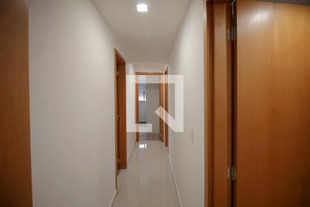 Corredor de apartamento para alugar com 4 quartos, 160m² em Sion, Belo Horizonte