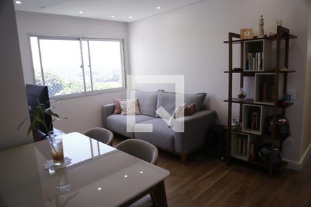 Sala de apartamento para alugar com 2 quartos, 53m² em Jardim Regina, São Paulo