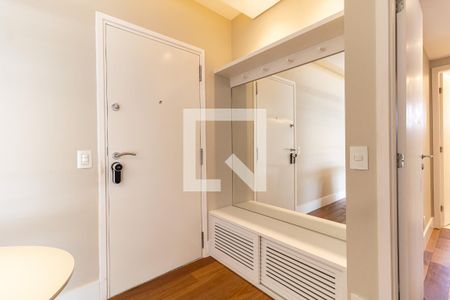 Entrada Social de apartamento para alugar com 2 quartos, 106m² em Aclimação, São Paulo