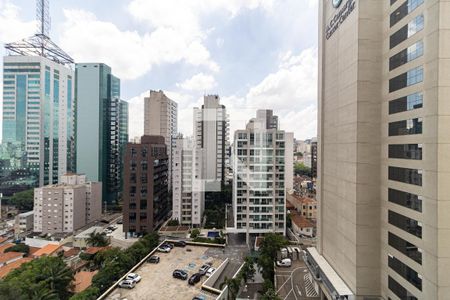 Apartamento para alugar com 106m², 2 quartos e 2 vagasVista da Suíte 