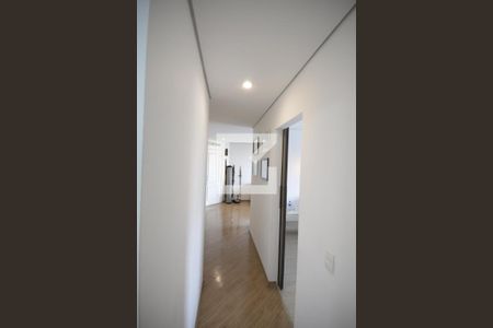 Apartamento à venda com 110m², 2 quartos e 2 vagasCorredor