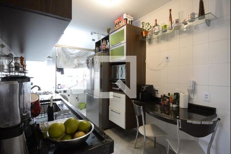 Apartamento à venda com 110m², 2 quartos e 2 vagasCozinha