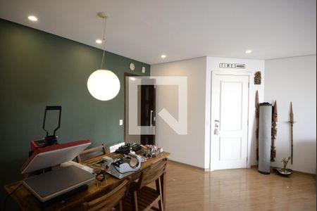 Sala de apartamento à venda com 2 quartos, 110m² em Vila Dom Pedro I, São Paulo